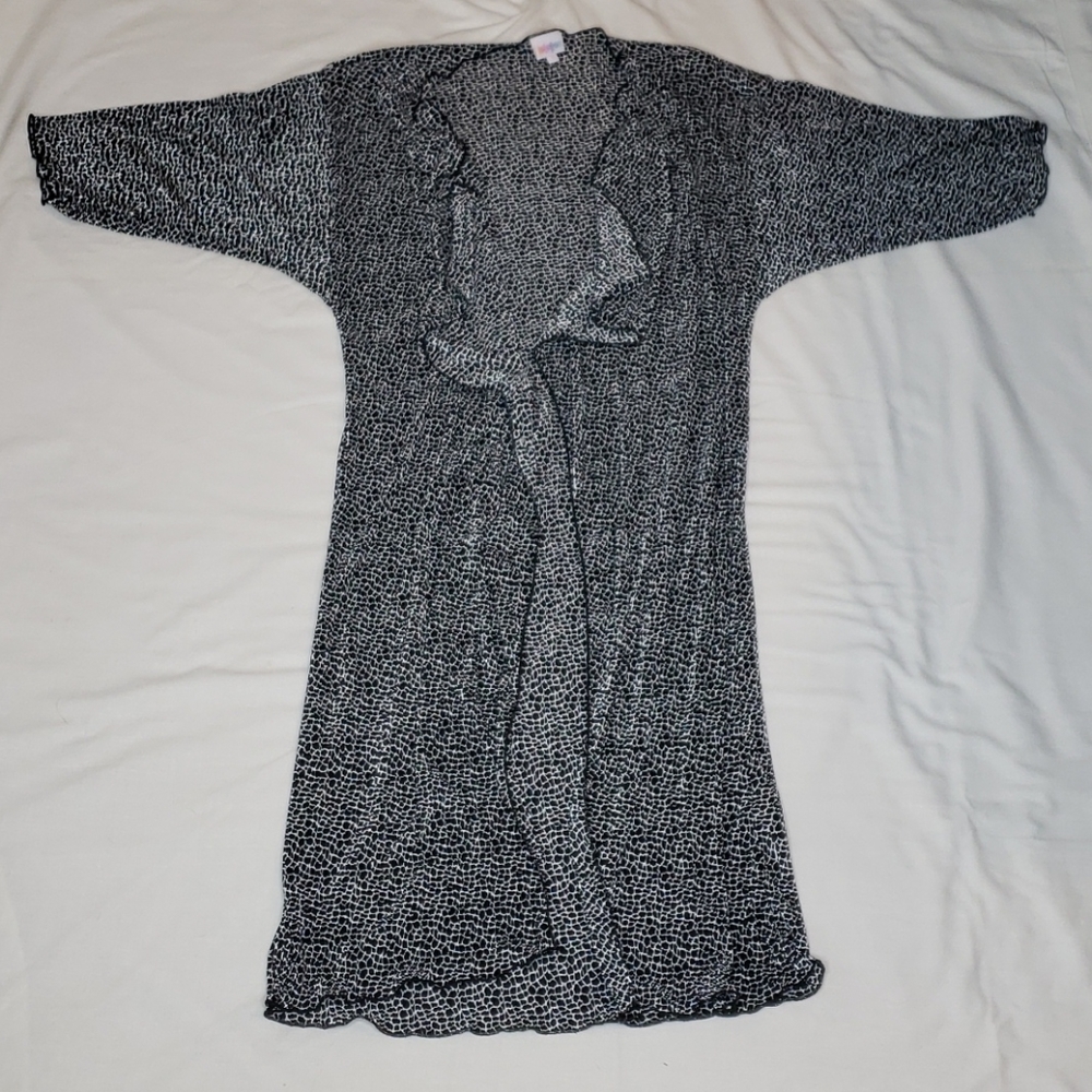 NWT Small Lularoe Shirley Kimono